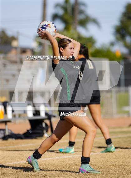 Thumbnail 2 in Edison vs. Ontario Christian (CIF SS D1 Round 2) photogallery.