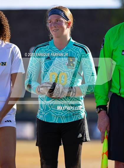Thumbnail 1 in Edison vs. Ontario Christian (CIF SS D1 Round 2) photogallery.