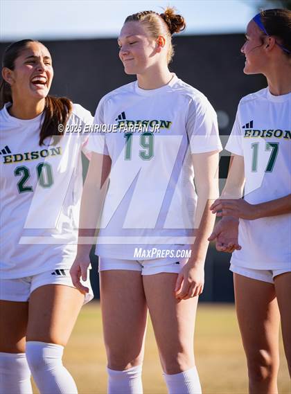 Thumbnail 2 in Edison vs. Ontario Christian (CIF SS D1 Round 2) photogallery.