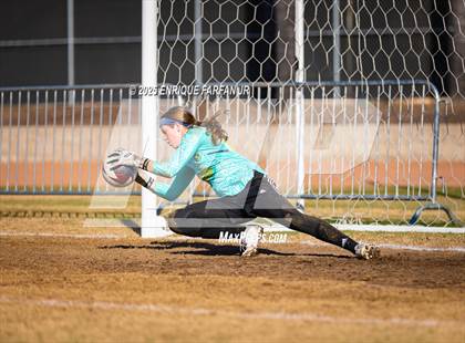 Thumbnail 1 in Edison vs. Ontario Christian (CIF SS D1 Round 2) photogallery.