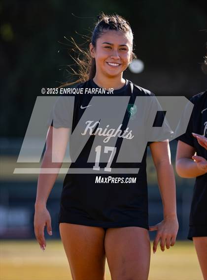 Thumbnail 3 in Edison vs. Ontario Christian (CIF SS D1 Round 2) photogallery.