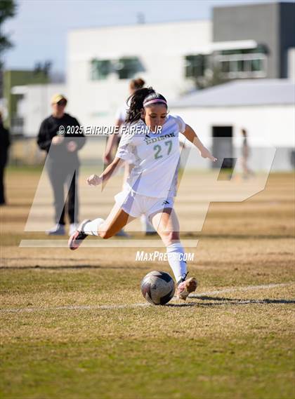 Thumbnail 2 in Edison vs. Ontario Christian (CIF SS D1 Round 2) photogallery.