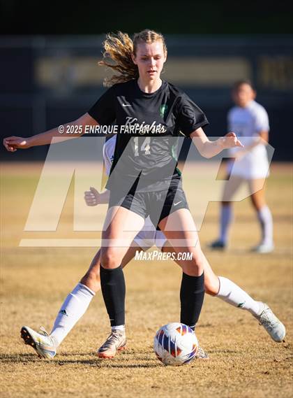 Thumbnail 2 in Edison vs. Ontario Christian (CIF SS D1 Round 2) photogallery.