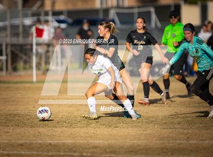Thumbnail 3 in Edison vs. Ontario Christian (CIF SS D1 Round 2) photogallery.