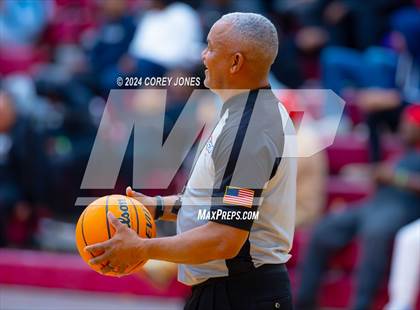 Thumbnail 2 in Newton vs Holy Innocents Episcopal (Hard In The Paint Classic) photogallery.