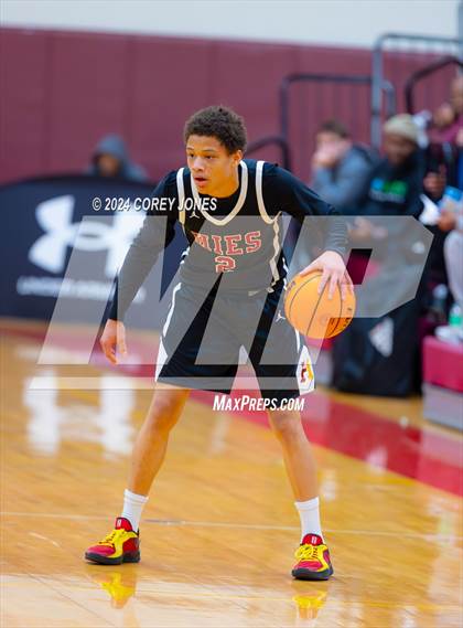 Thumbnail 3 in Newton vs Holy Innocents Episcopal (Hard In The Paint Classic) photogallery.