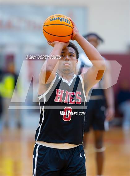 Thumbnail 3 in Newton vs Holy Innocents Episcopal (Hard In The Paint Classic) photogallery.