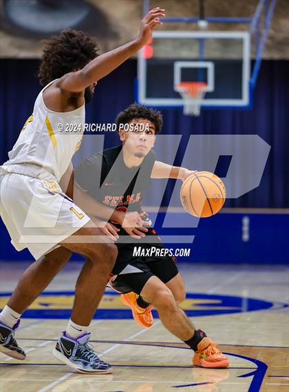 Thumbnail 1 in Lemoore vs. Selma photogallery.