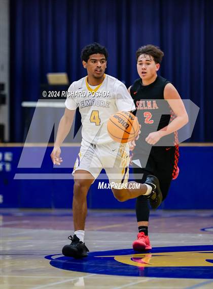 Thumbnail 2 in Lemoore vs. Selma photogallery.