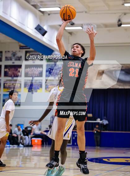 Thumbnail 1 in Lemoore vs. Selma photogallery.