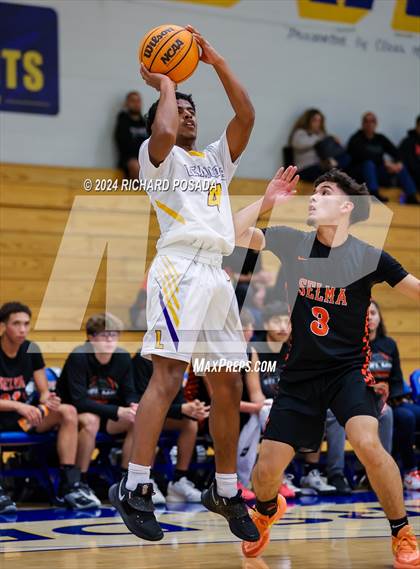 Thumbnail 1 in Lemoore vs. Selma photogallery.