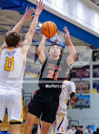 Thumbnail 1 in Lemoore vs. Selma photogallery.