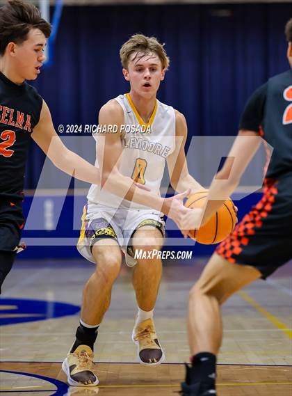 Thumbnail 2 in Lemoore vs. Selma photogallery.