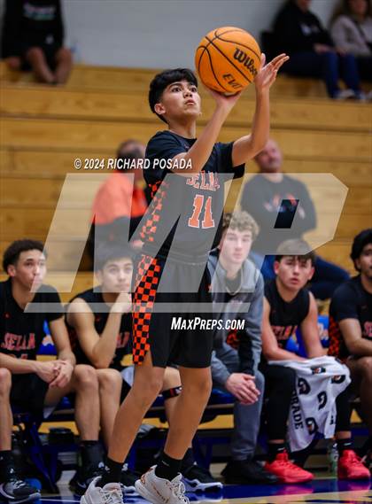 Thumbnail 3 in Lemoore vs. Selma photogallery.