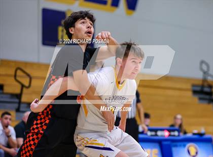 Thumbnail 2 in Lemoore vs. Selma photogallery.