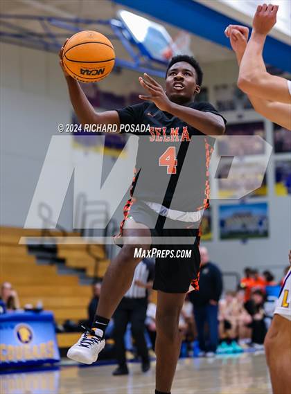 Thumbnail 1 in Lemoore vs. Selma photogallery.