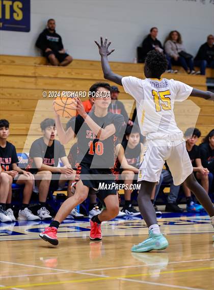 Thumbnail 2 in Lemoore vs. Selma photogallery.