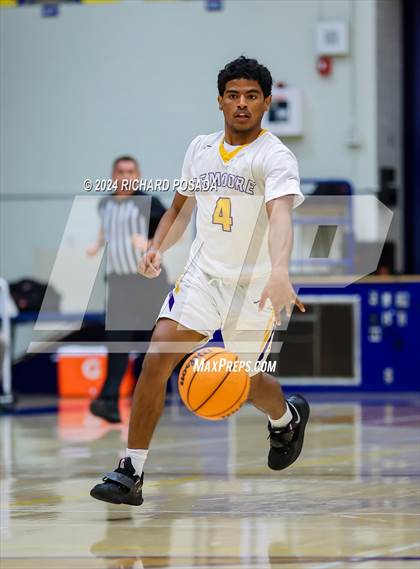 Thumbnail 1 in Lemoore vs. Selma photogallery.