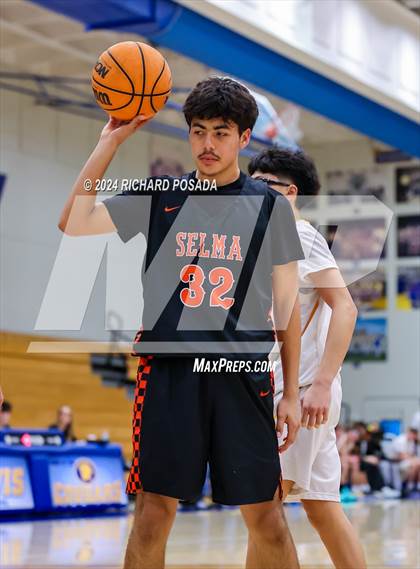 Thumbnail 3 in Lemoore vs. Selma photogallery.