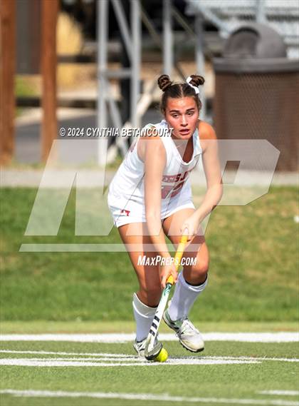 Thumbnail 1 in Regis Jesuit vs Smoky Hill photogallery.