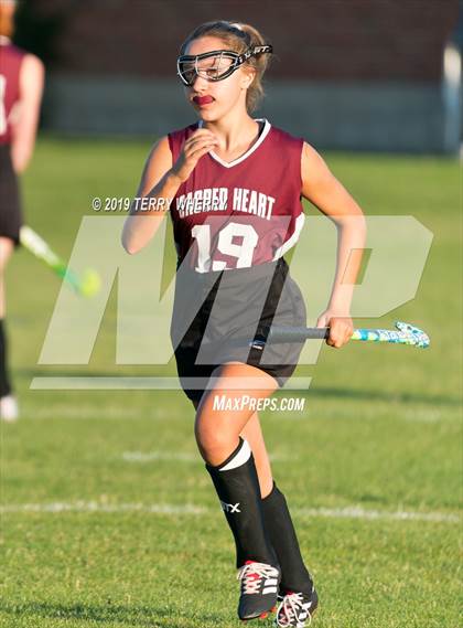 Thumbnail 3 in Royalton-Hartland @ Sacred Heart Academy photogallery.