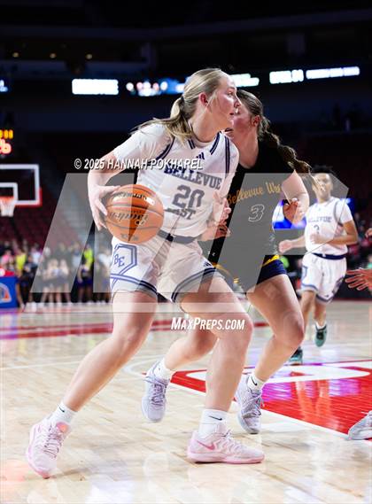 Thumbnail 1 in Bellevue West vs. Bellevue East (NSAA Class A Quarterfinal) photogallery.