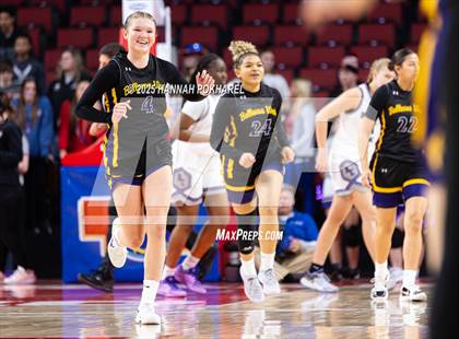 Thumbnail 1 in Bellevue West vs. Bellevue East (NSAA Class A Quarterfinal) photogallery.