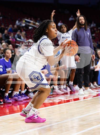 Thumbnail 2 in Bellevue West vs. Bellevue East (NSAA Class A Quarterfinal) photogallery.