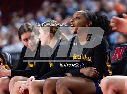 Thumbnail 3 in Bellevue West vs. Bellevue East (NSAA Class A Quarterfinal) photogallery.