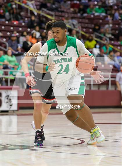 Thumbnail 2 in Chisum @ Tatum (UIL 3A Regional Semi-finals) photogallery.