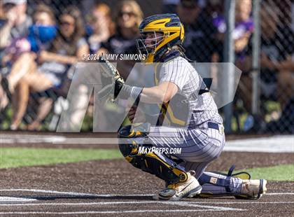 Thumbnail 1 in Marion vs. Mascoutah (Class 3A Sectional Semifinals) photogallery.