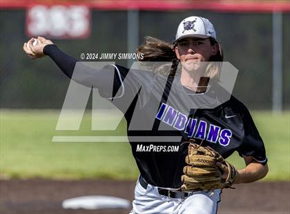 Thumbnail 3 in Marion vs. Mascoutah (Class 3A Sectional Semifinals) photogallery.