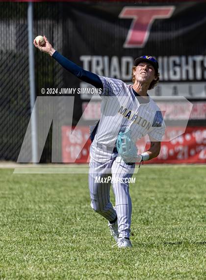 Thumbnail 1 in Marion vs. Mascoutah (Class 3A Sectional Semifinals) photogallery.