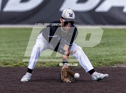 Thumbnail 2 in Marion vs. Mascoutah (Class 3A Sectional Semifinals) photogallery.