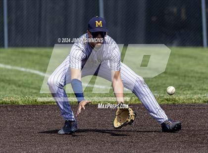 Thumbnail 3 in Marion vs. Mascoutah (Class 3A Sectional Semifinals) photogallery.
