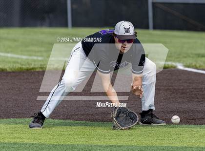 Thumbnail 3 in Marion vs. Mascoutah (Class 3A Sectional Semifinals) photogallery.