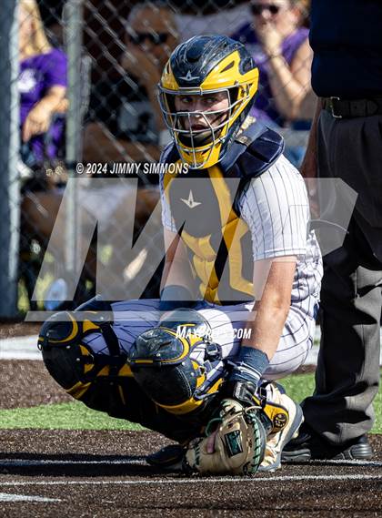 Thumbnail 2 in Marion vs. Mascoutah (Class 3A Sectional Semifinals) photogallery.