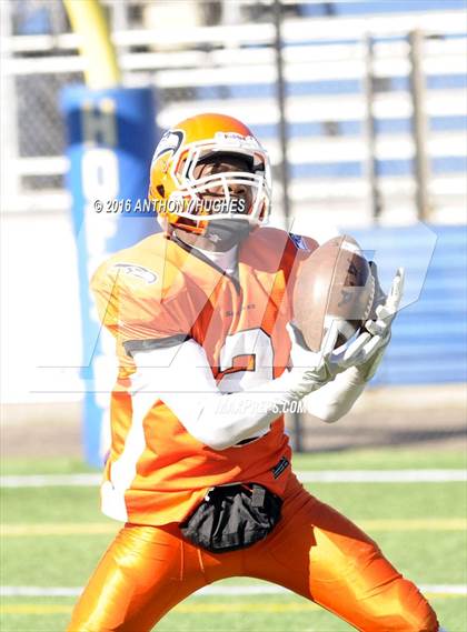 Thumbnail 3 in Elmont Memorial vs. Carey (Section 8 Conference II Semifinal) photogallery.