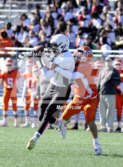 Thumbnail 2 in Elmont Memorial vs. Carey (Section 8 Conference II Semifinal) photogallery.