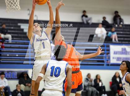 Thumbnail 1 in Blackman @ LaVergne photogallery.
