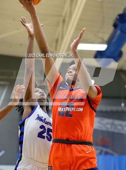 Thumbnail 3 in Blackman @ LaVergne photogallery.