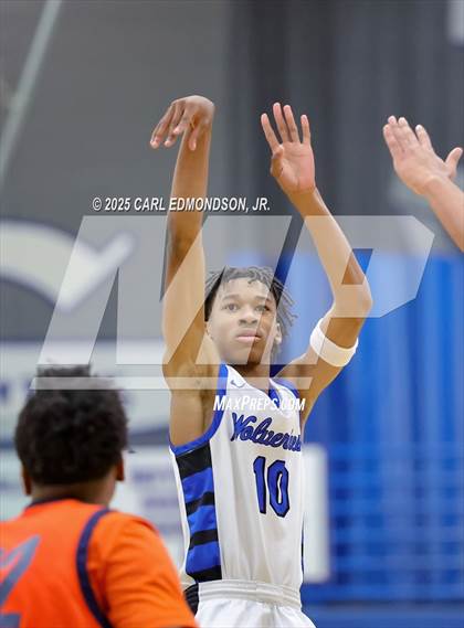 Thumbnail 3 in Blackman @ LaVergne photogallery.