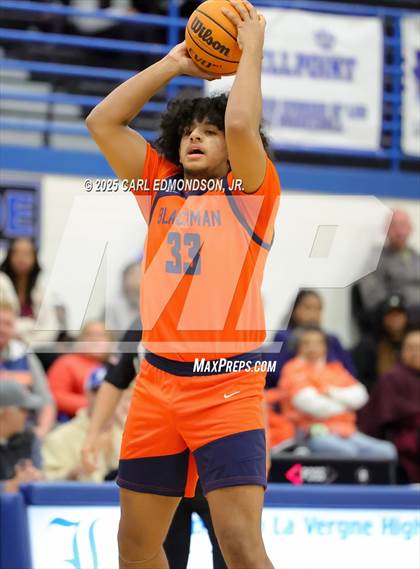Thumbnail 1 in Blackman @ LaVergne photogallery.