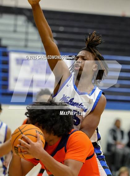 Thumbnail 3 in Blackman @ LaVergne photogallery.