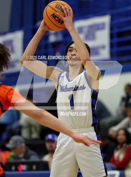 Thumbnail 1 in Blackman @ LaVergne photogallery.