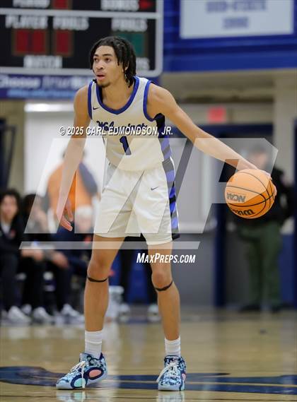 Thumbnail 1 in Blackman @ LaVergne photogallery.