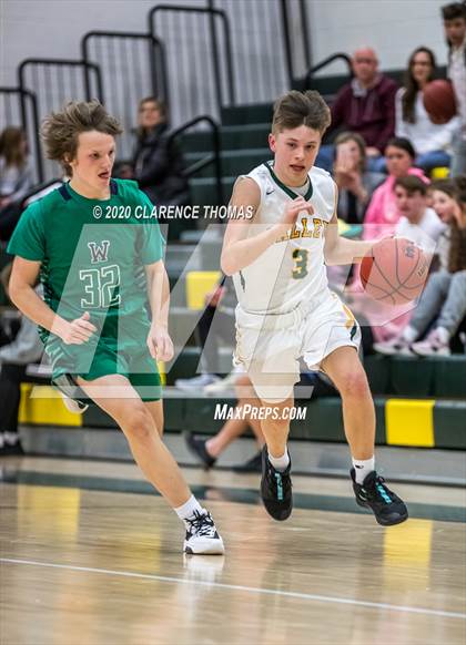 Thumbnail 1 in Woodgrove @ Loudoun Valley photogallery.
