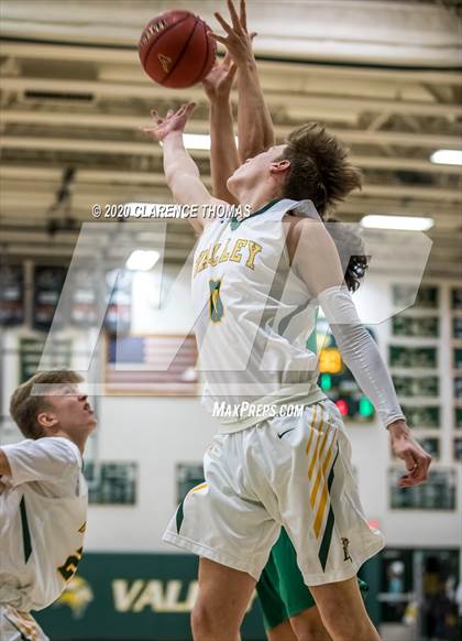 Thumbnail 3 in Woodgrove @ Loudoun Valley photogallery.
