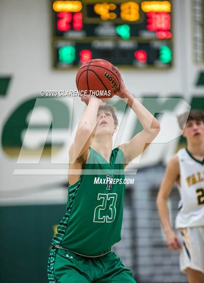 Thumbnail 3 in Woodgrove @ Loudoun Valley photogallery.