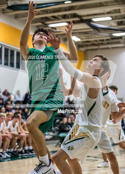Thumbnail 1 in Woodgrove @ Loudoun Valley photogallery.